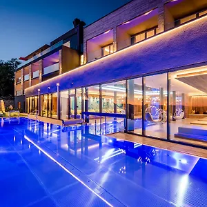Hüttenhof - Wellnesshotel&luxus-bergchalets - Adults Only **** Grainet